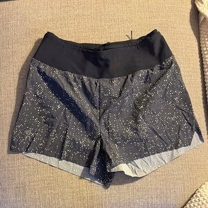 On Running Women’s Ultra Shorts